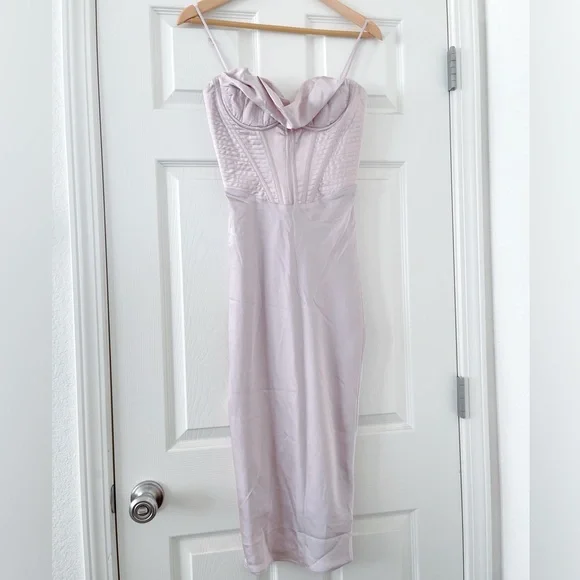 House of CB Myrna dress in blush - Picture 2 of 6
